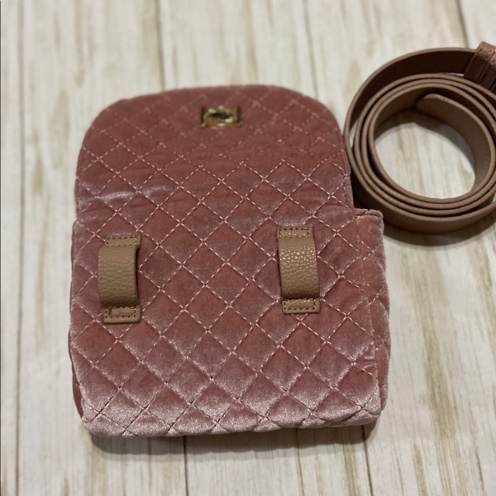 Bebe• Danielle Fanny Pack - Picture 3 of 6